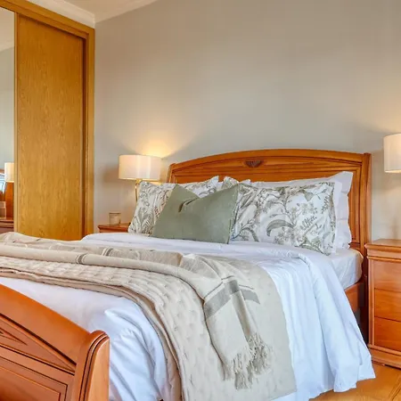 Atrium, A In Madeira *