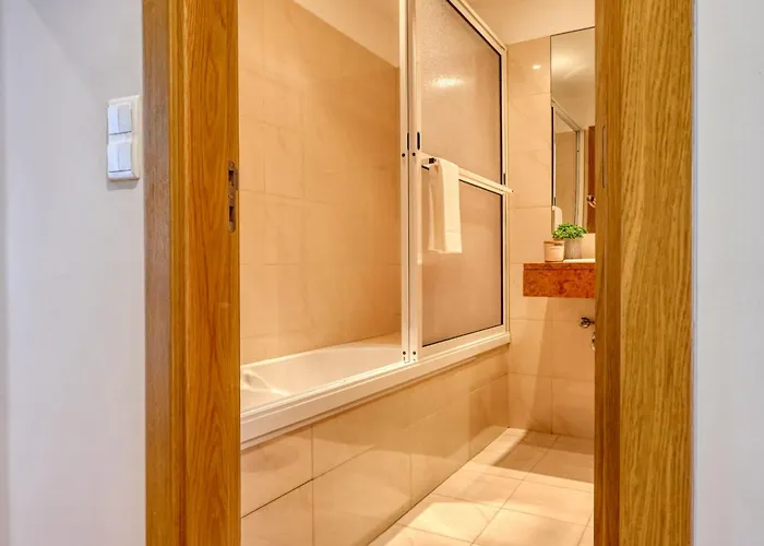 Atrium, A In Madeira *